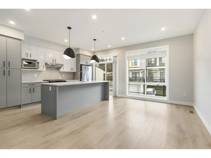 211 46150 THOMAS ROAD|Vedder Crossing, Chilliwack