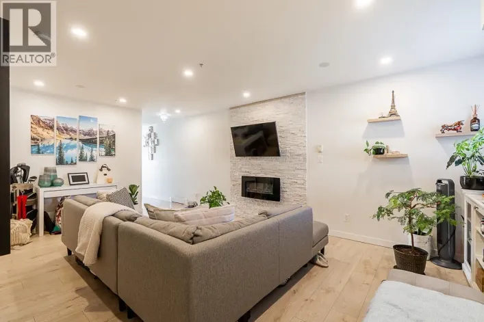 211 5625 SENLAC STREET, Vancouver