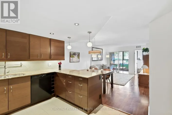211 - 65 SCADDING AVENUE, Toronto