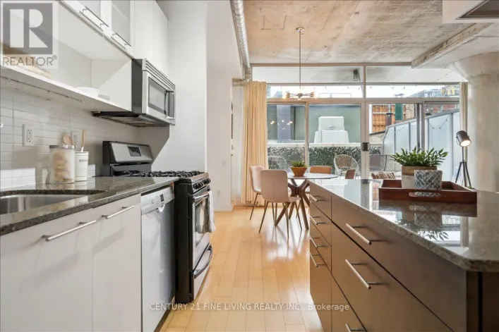 211 - 66 PORTLAND STREET, Toronto