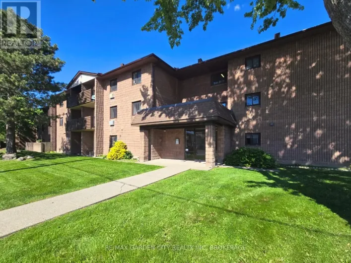 211 - 72 MAIN STREET E, Port Colborne