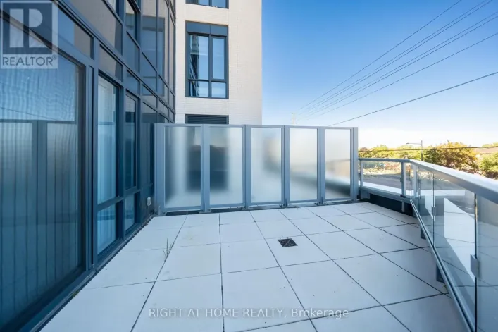 211 - 7950 BATHURST STREET, Vaughan