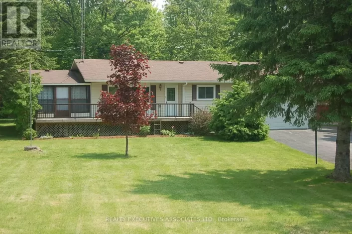 211 ALPINE LAKE ROAD, Trent Lakes