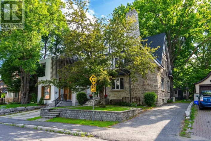 211 B MELROSE AVENUE, Ottawa