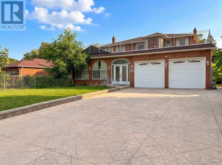 211 CARRVILLE ROAD, Richmond Hill