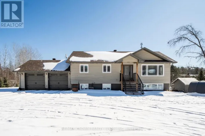 211 EGLINGTON ROAD N, East Ferris