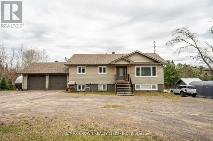 211 EGLINGTON ROAD N, East Ferris
