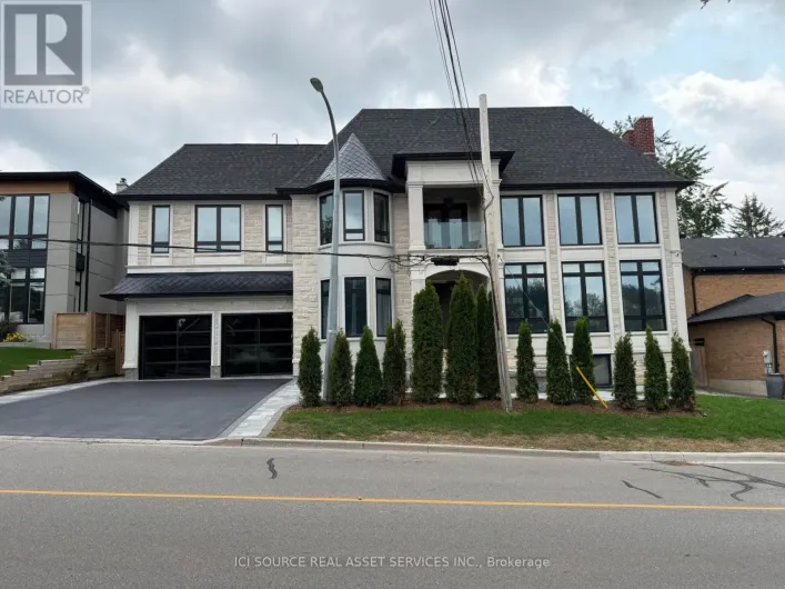 211 KENNEDY STREET W, Aurora