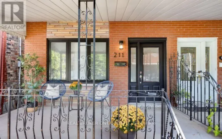 211 MARKHAM STREET, Toronto