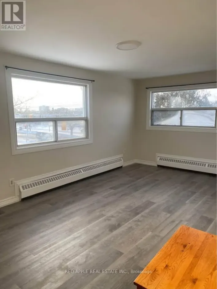 211 MILVAN DRIVE, Toronto