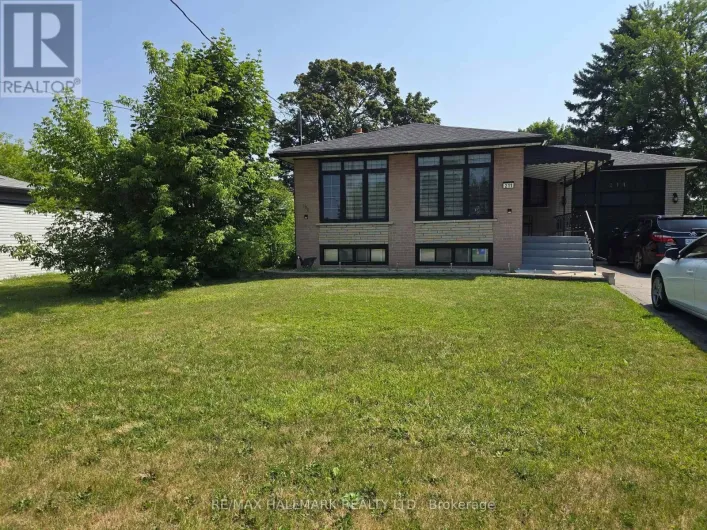 211 NORFOLK AVENUE, Richmond Hill
