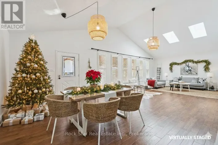 211 ROSEDALE AVENUE, Hamilton