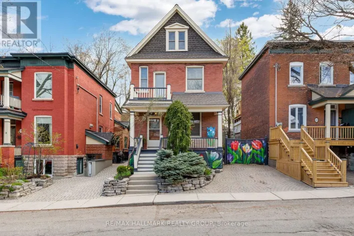 211 RUSSELL AVENUE, Ottawa