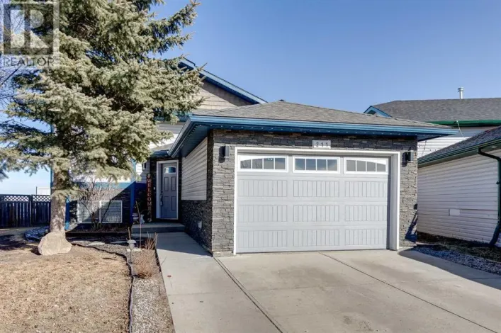 211 Silver Springs Way NW, Airdrie