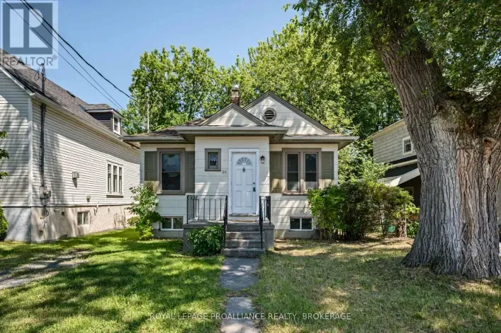 House for sale: 211 TORONTO STREET, Kingston