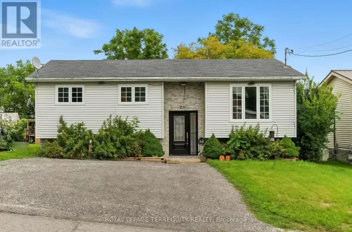 211 WILLIAM STREET, Stirling-Rawdon