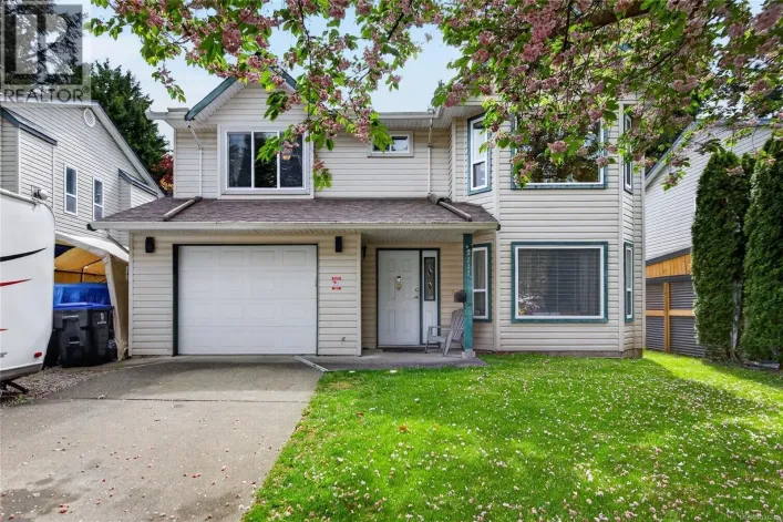 2111 Anna Pl, Courtenay