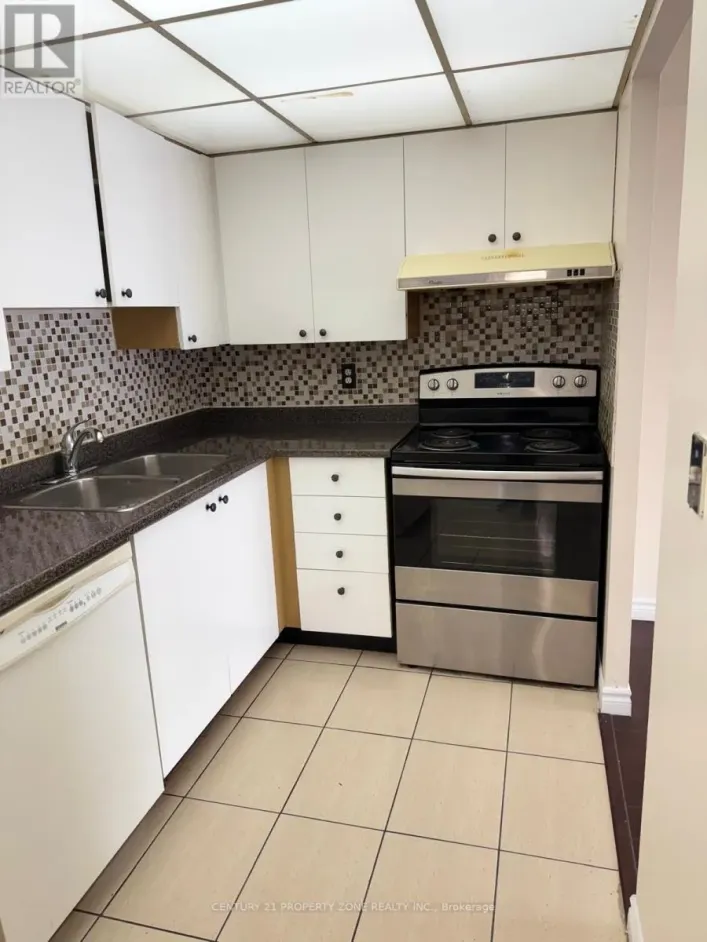 2113 - 145 HILLCREST AVENUE, Mississauga