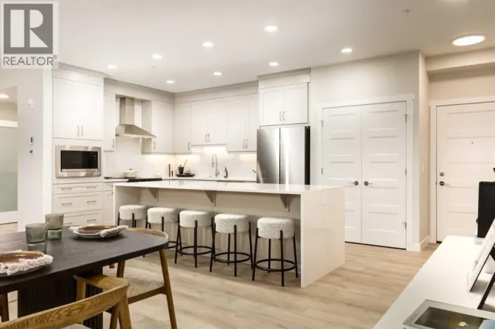 2113, 2117 81 Street SW, Calgary