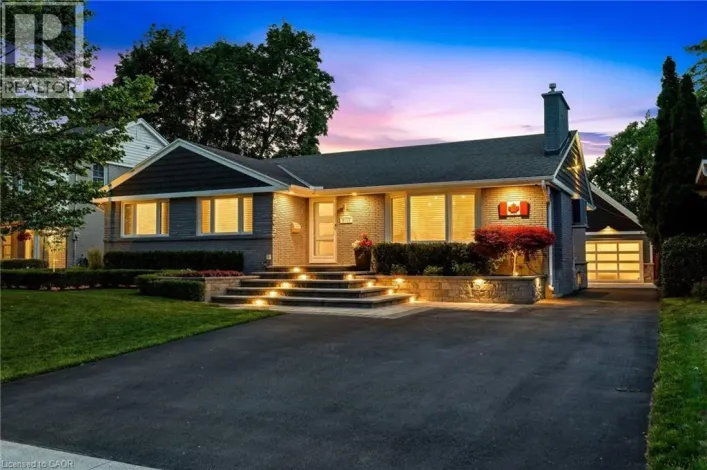 2113 COURTLAND Drive, Burlington
