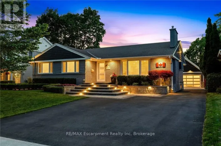 2113 COURTLAND DRIVE, Burlington