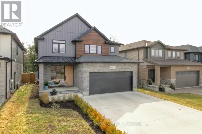2113 LINKWAY BOULEVARD, London South