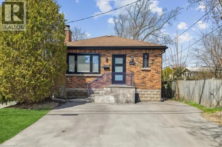 2113 NEW Street, Burlington