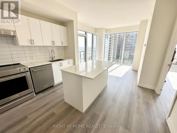 2115 - 9000 JANE STREET, Vaughan