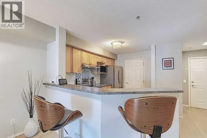 2115, 950 Arbour Lake Road NW, Calgary