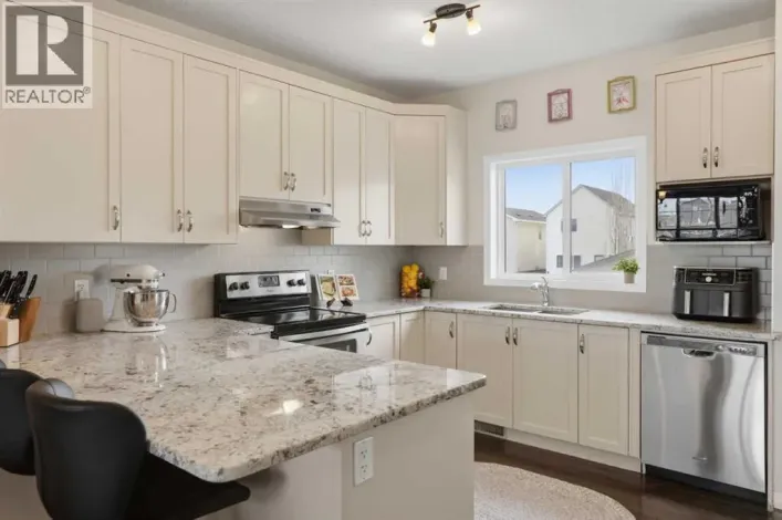 2116 Reunion Square NW, Airdrie