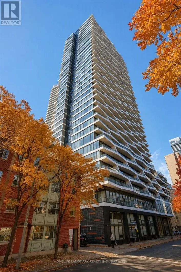 2117 - 85 WOOD STREET, Toronto