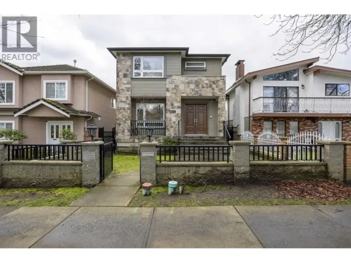 2118 WAVERLEY AVENUE, Vancouver