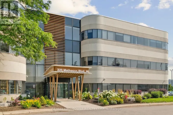 211-A - 320 MATHESON BOULEVARD W, Mississauga