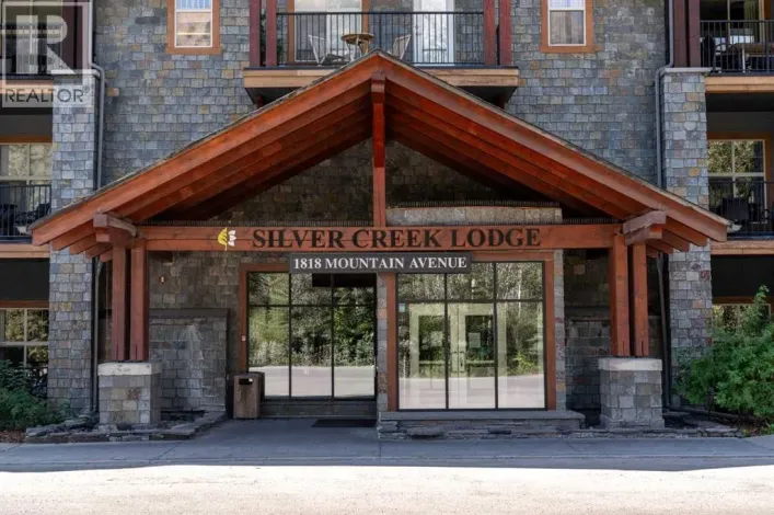 211C, 1818 Mountain Avenue, Canmore