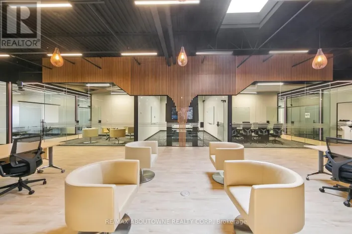 211-D - 320 MATHESON BOULEVARD W, Mississauga