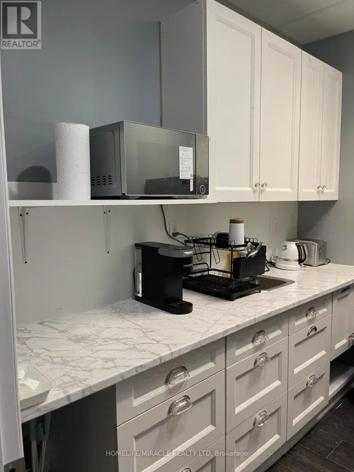 211-P - 2359 ROYALWINDSOR, Mississauga