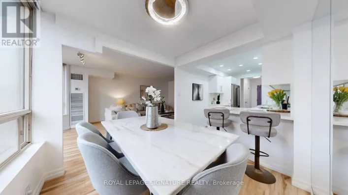 212 - 175 CEDAR AVENUE, Richmond Hill