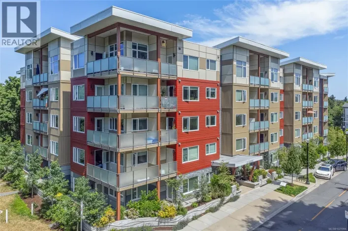 212 20 Barsby Ave, Nanaimo