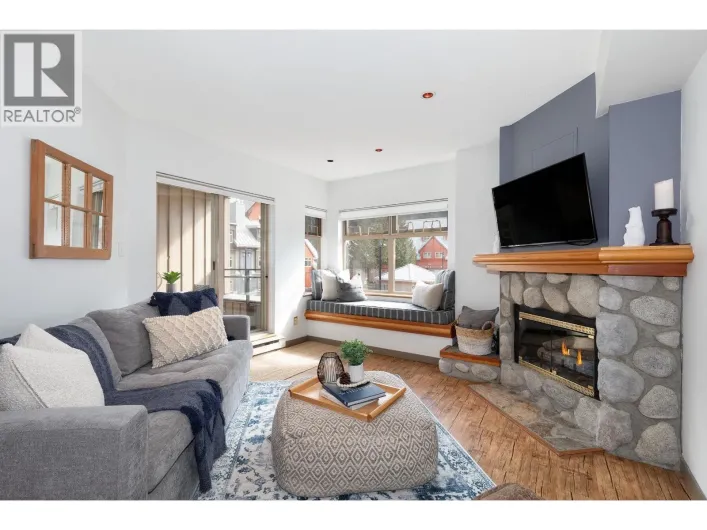 212 2050 LAKE PLACID ROAD, Whistler