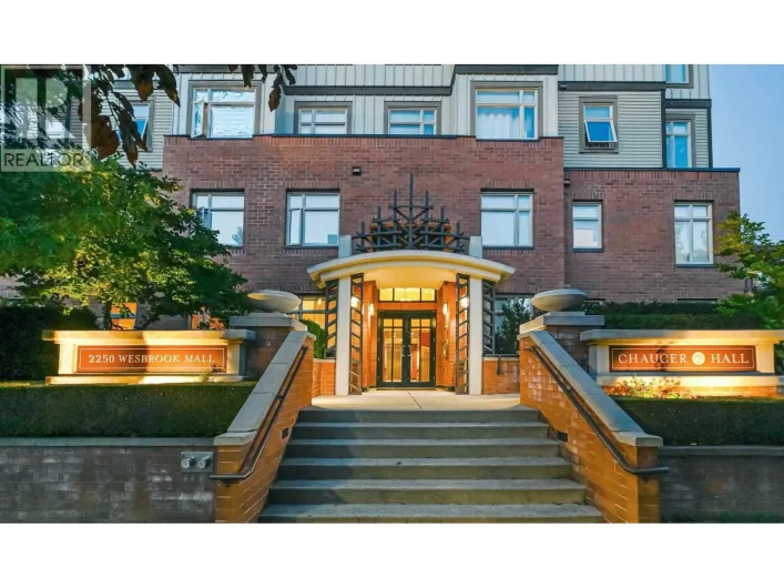 212 2250 WESBROOK MALL, Vancouver