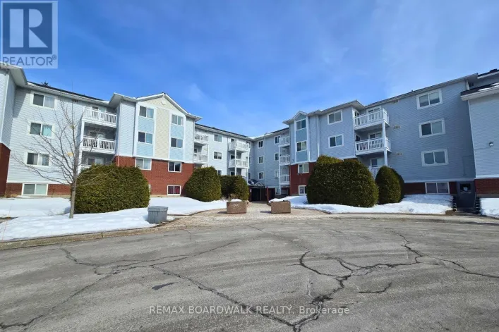 212 - 266 LORRY GREENBERG DRIVE, Ottawa
