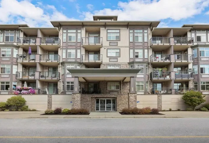 212 45893 CHESTERFIELD AVENUE|Chilliwack Downtown, Chilliwack