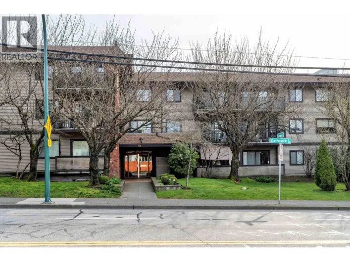 212 535 BLUE MOUNTAIN STREET, Coquitlam