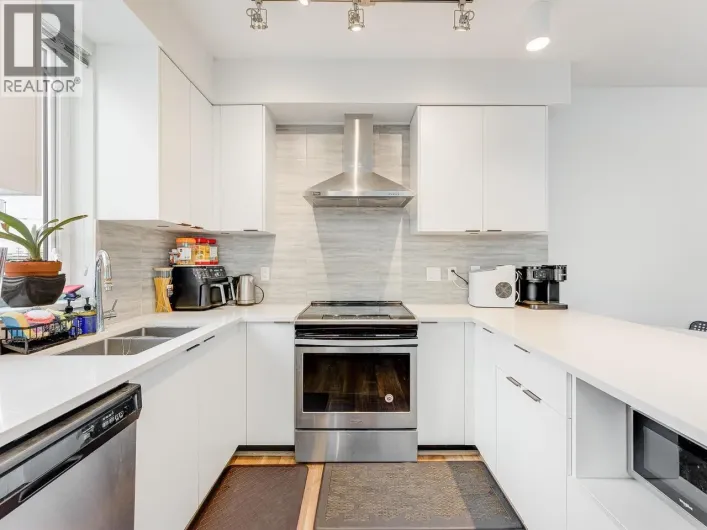 212 5355 LANE STREET, Burnaby