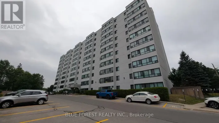 Apartment for sale: 212 - 600 GRENFELL DRIVE, London North