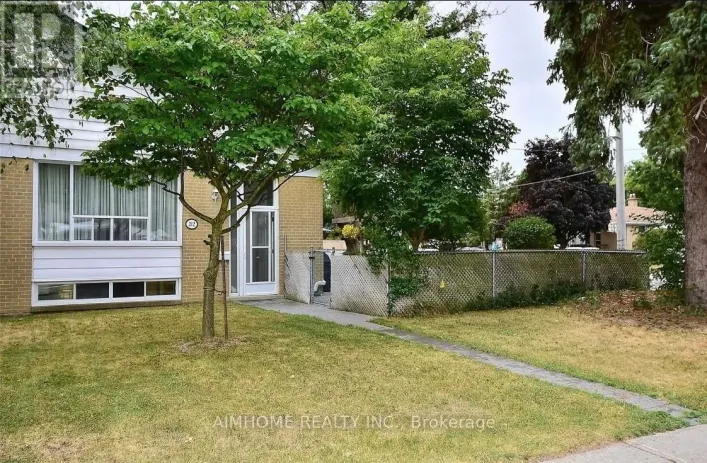 212 BEECHY DRIVE, Richmond Hill