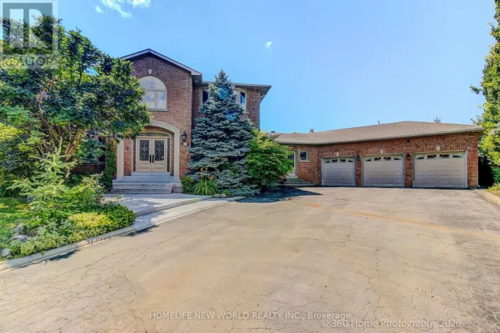 212 BURNS BOULEVARD, King
