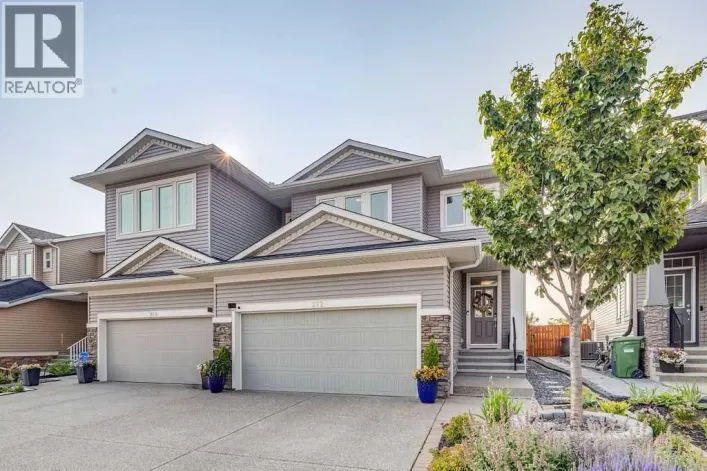 212 Evansglen Close NW, Calgary