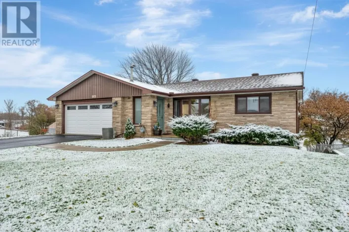 212 MAIN STREET, Deseronto)