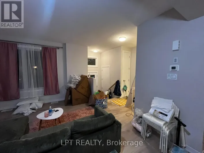 212 SPECKLED ALDER ROW, Ottawa